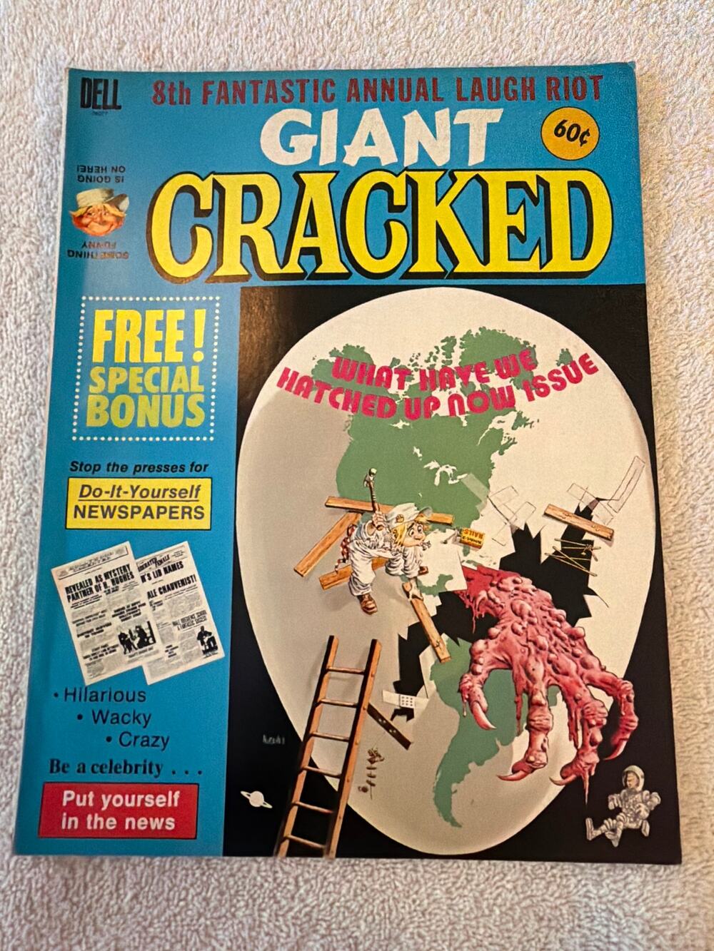 Vintage Giant Cracked Magazine 8th Annual Laugh Riot 1972 Dell Humor Comic Bonus